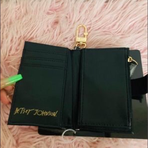 Betsy Johnson wallet new with tags - Picture 2 of 5